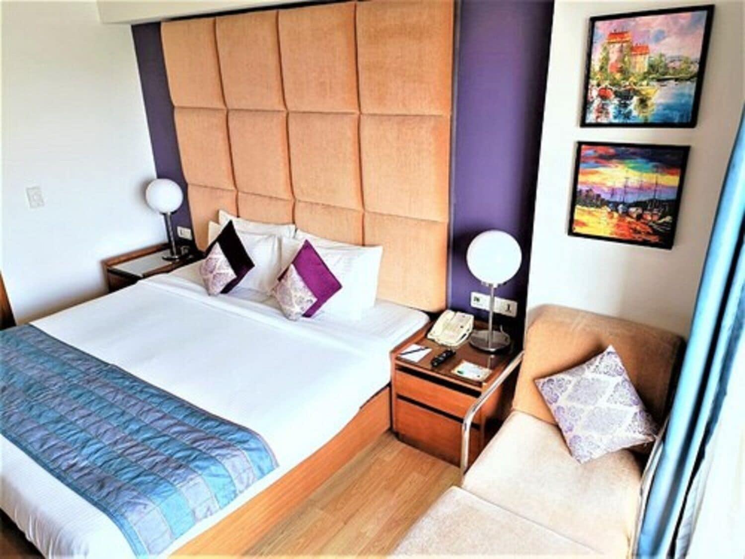 Hotel Yogi Executive, 4*