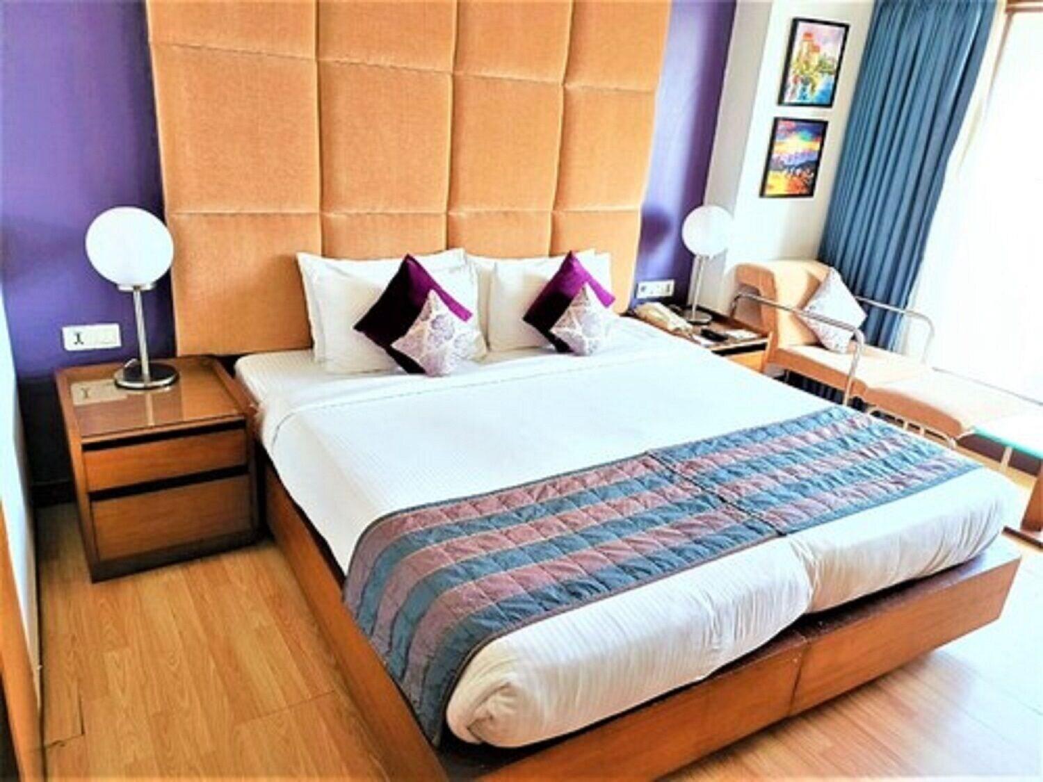Yogi Executive, Hotel 4*